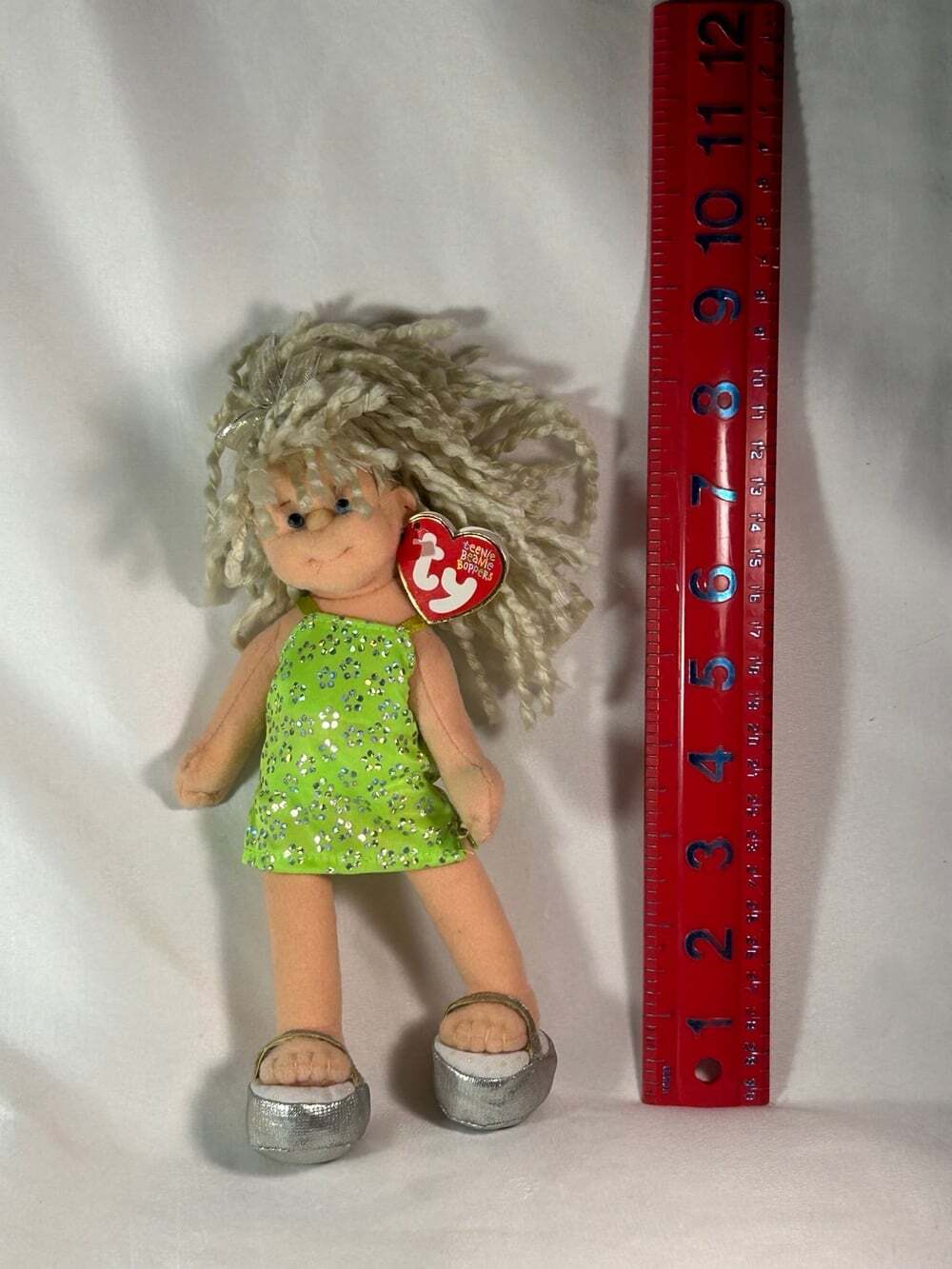 Glitzy Gabby TY Groovy Girl doll green dress silver shoes
